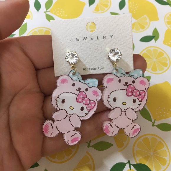 🍊NWT Sanrio Hello Kitty Pink Teddy CZ Earrings - Picture 5 of 10